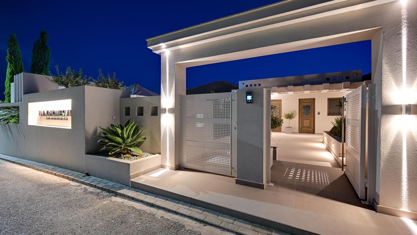 Livinghome Suites Parga Exterior photo
